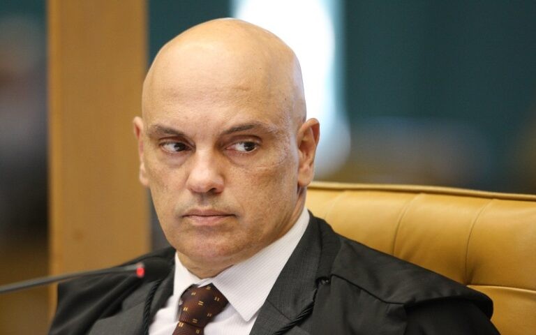 Moraes determina depoimento de Bolsonaro sobre ‘8 de Janeiro’