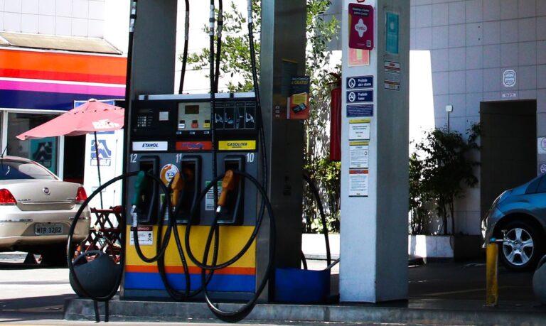 Preço da gasolina deve subir a partir de hoje (1)