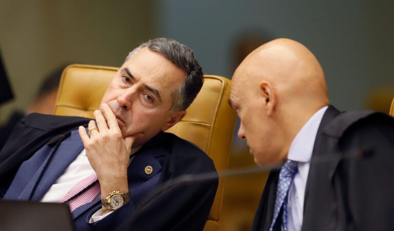 Barroso rejeita afastar Moraes do inquérito sobre vazamento de conversas do TSE