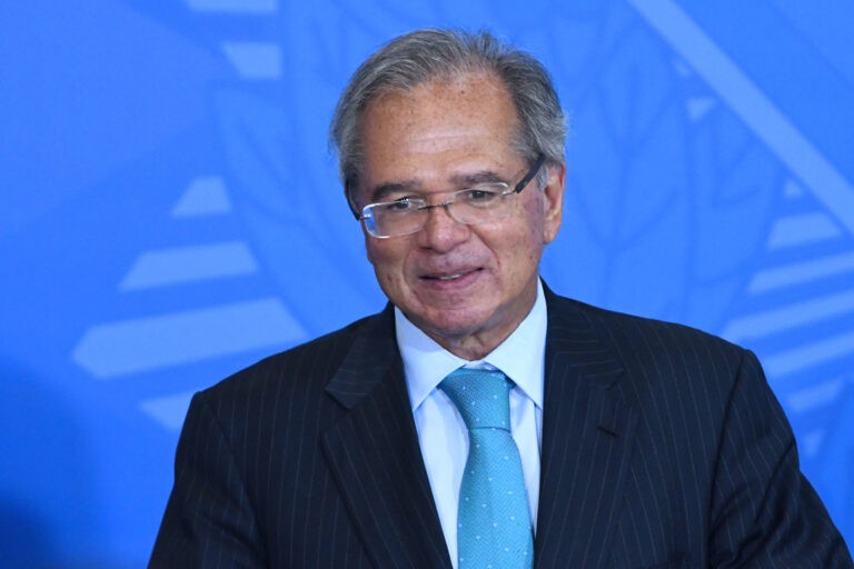 Paulo Guedes: com dois mandatos fazendo o certo, Brasil decolava