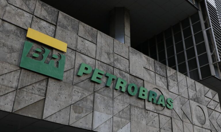 Petrobras realiza primeira importação de gás natural da Argentina