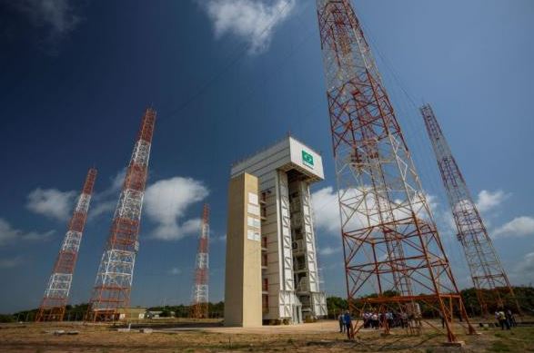 Cientista explica por que proposta de Lula para China na base de Alcântara é improvável
