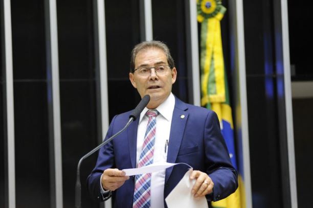 Quanto a dosimetria de Paulinho da Força poderia encurtar a pena de Bolsonaro