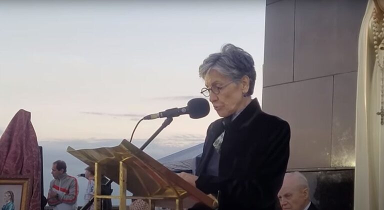 Atriz Cássia Kiss participa da consagração do Brasil ao ‘Sagrado Coração de Jesus’