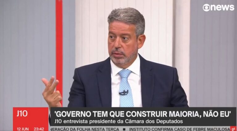 “Isso é outra mentira, é outro erro de vocês”, diz Arthur Lira a jornalistas da Globo News