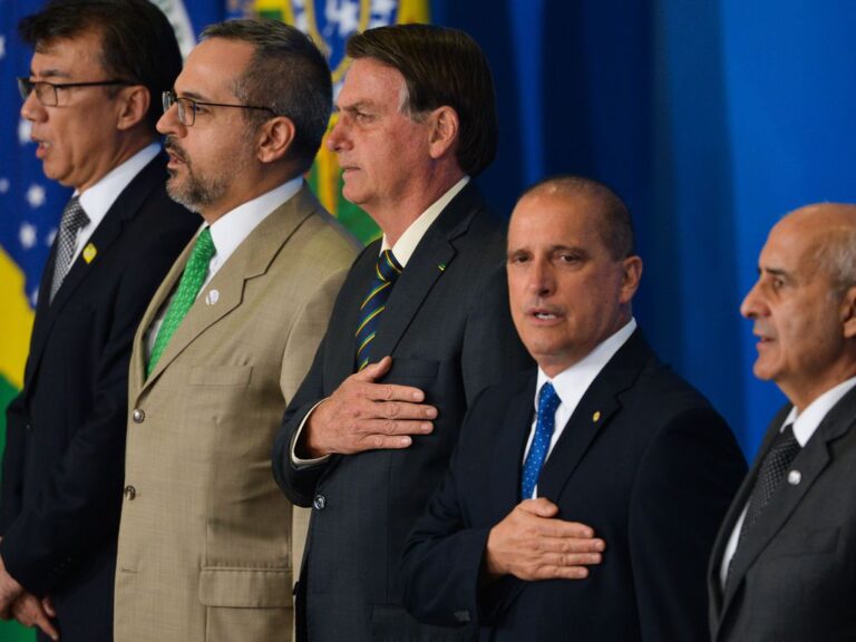 Bolsonaro fala sobre Abraham Weintrub após ser chamado de ‘cafetão’ por ex-ministro