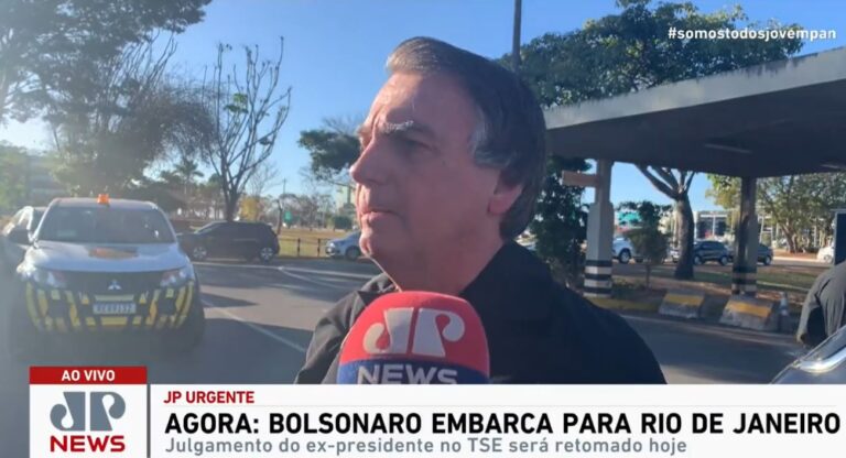 Bolsonaro fala antes de julgamento que pode torná-lo inelegível