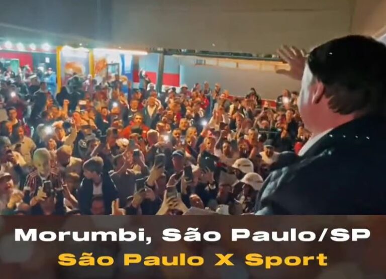 Bolsonaro e Tarcísio vão ao estádio do Morumbi para acompanhar jogo da Copa do Brasil