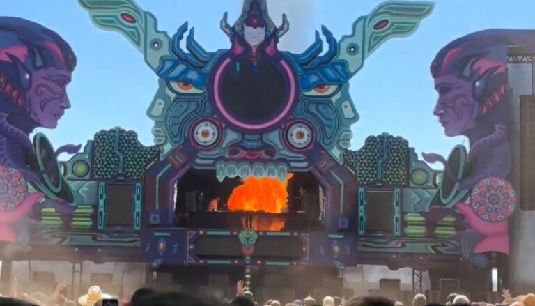 Fogo atinge palco de festival durante apresentação de DJ em Goiânia