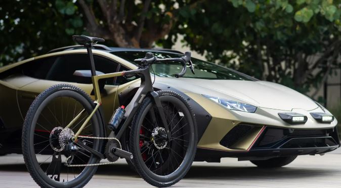 Bicicleta inspirada em Lamborghini chega ao Brasil por cerca de R$ 130 mil