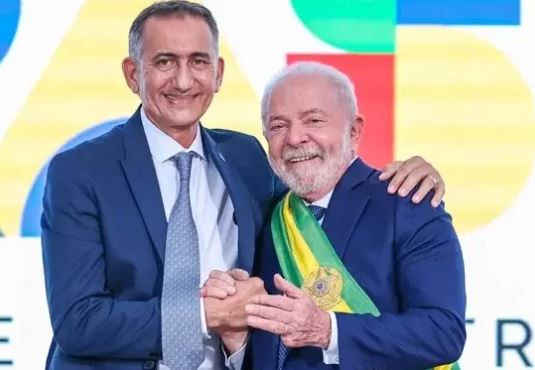 Ministério de Lula gasta 97% do orçamento sem licitação