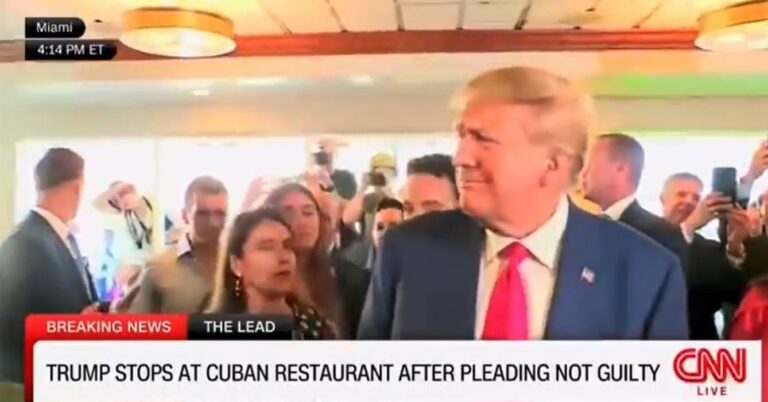 Trump comparece a tribunal, declara-se inocente e vai almoçar em restaurante cubano