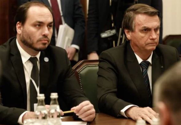 Carlos Bolsonaro critica chegada de ex-MBL ao Partido Liberal (PL)