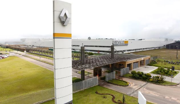 Sem vendas, Renault interrompe produção e suspende funcionários por até 3 meses