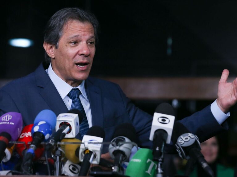 Previa do PIB desaba em maio, e Haddad arruma culpado: “Banco Central”
