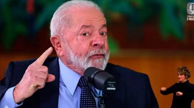 Mais uma vez….Lula ataca campos Neto: “teimoso, tinhoso”