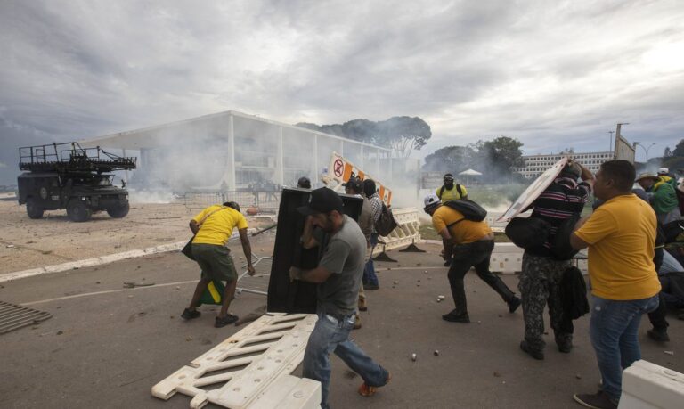 PGR pede condenação de 40 investigados pelos atos de ‘8 de Janeiro’
