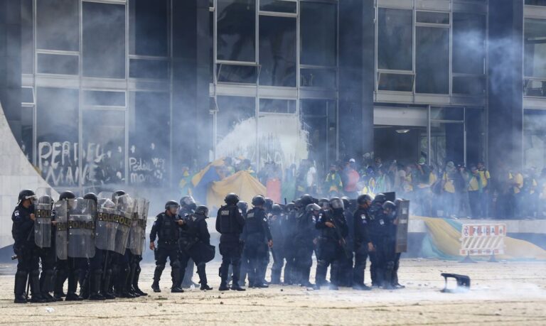 PF prende alto escalão da PM de Brasília por “omissão” no 8 de Janeiro