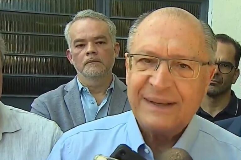 Alckmin fala sobre possibilidade de deixar cargo de Ministro