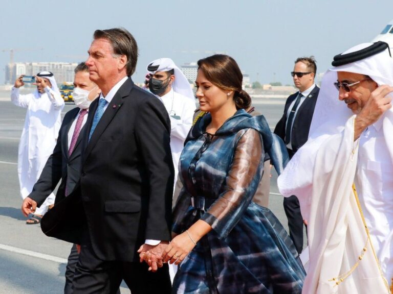 PF intima Bolsonaro, Michelle, Wassef e Cid para depoimentos simultâneos