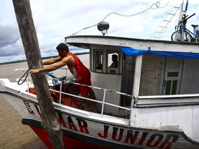 Denúncia: barcos chineses pescam ilegalmente na costa amazônica brasileira