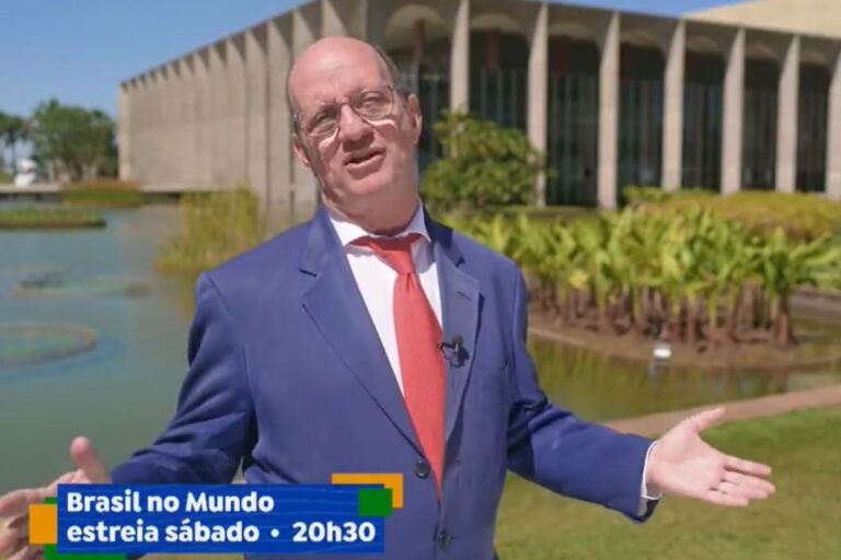 Entrevistador oficial de Lula ganha novo programa em TV do governo