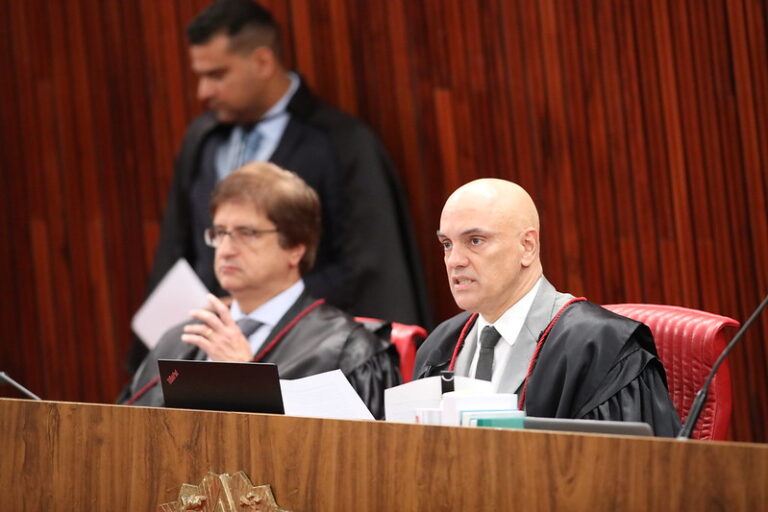 Moraes convida “qualquer brasileiro” para teste de segurança nas urnas