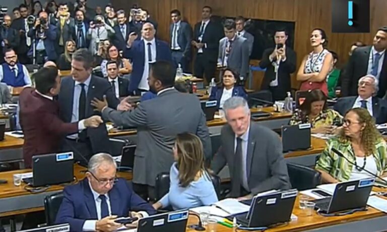 ‘CPI do 8 de Janeiro’ tem bate-boca quente entre Marcos Feliciano e Soraya Thoronicke