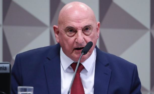 Oposição protocola pedido de prisão de general G. Dias após depoimento na CPMI do ‘8 de Janeiro’