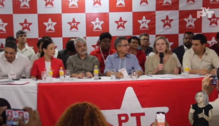 Gleisi Hoffmann volta a criticar Justiça Eleitoral e diz não saber se Moraes ouviu a fala dela