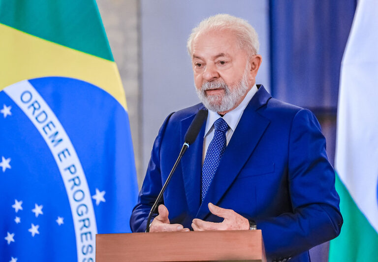 Lula sanciona voto de qualidade no Carf e veta perdão de multas a contribuintes