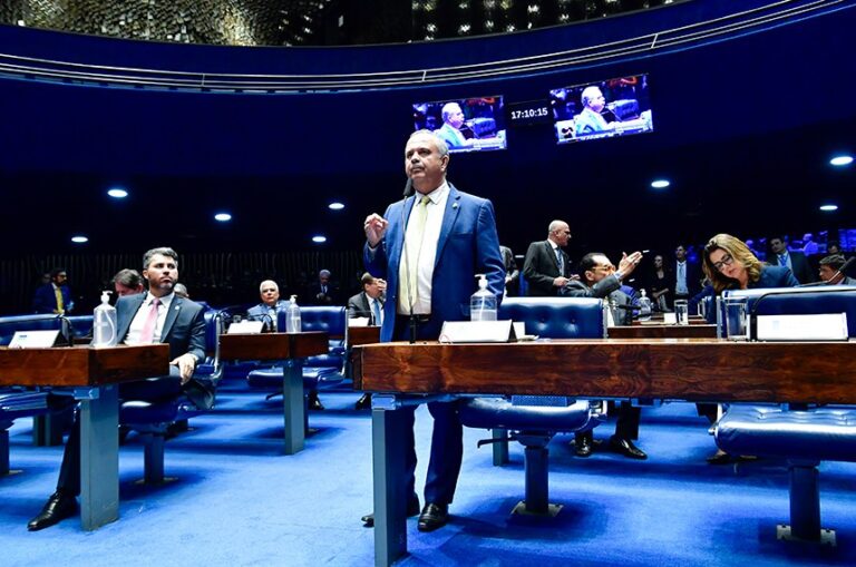 Oposição anuncia obstrução, na Câmara e no Senado, em protesto contra decisões do STF