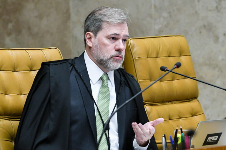Toffoli valida proposta do governo para ressarcir beneficiários do INSS