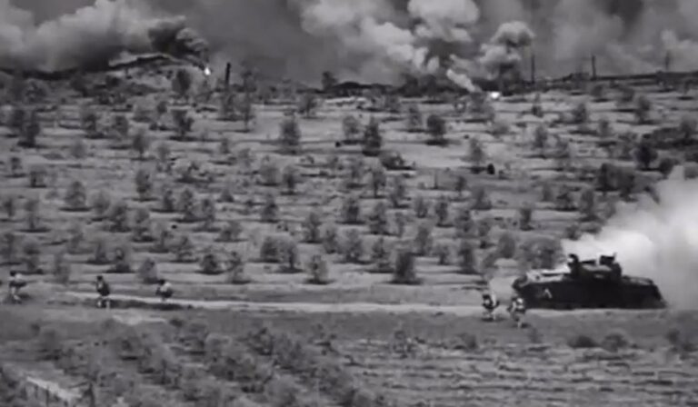 Israel intensifica ação terrestre em Gaza, enquanto bombardeia centros de comando do Hamas