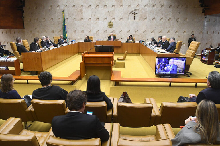 STF recomeça a julgar regulamentação da licença-paternidade
