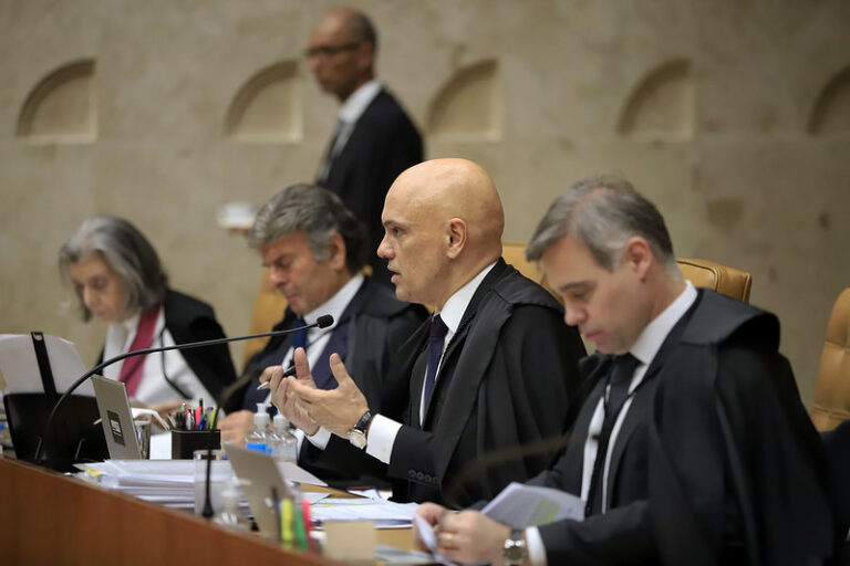 STF decide que imprensa pode ser punida pelo o que diz o entrevistado