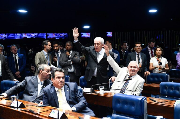 Senado aprova tributação de fundos exclusivos e ‘offshores’; texto vai à sanção presidencial