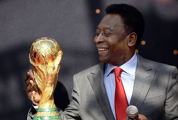 Pelé: Câmara aprova dia nacional e premiação com o nome do Rei