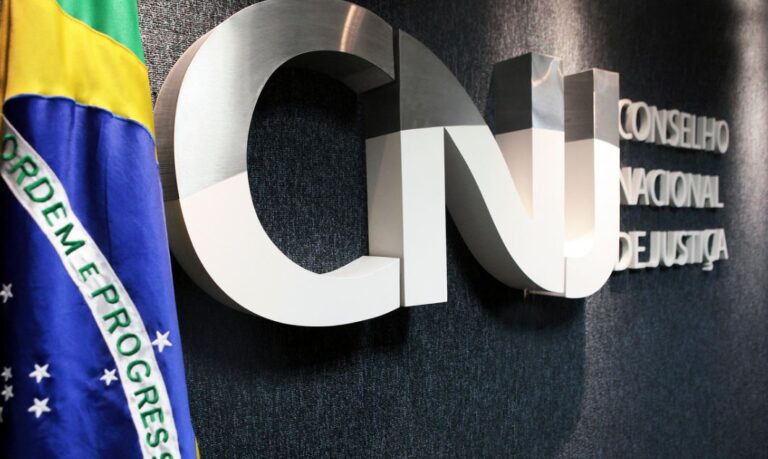 CNJ abre processo contra desembargador que fez postagens ‘políticas’