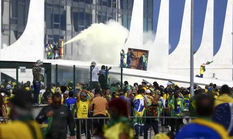 ‘8 de Janeiro’: STF define pena de mais cinco réus