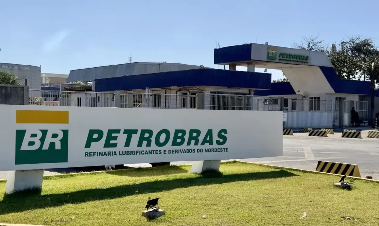 Petrobras anuncia aumento no preço do diesel