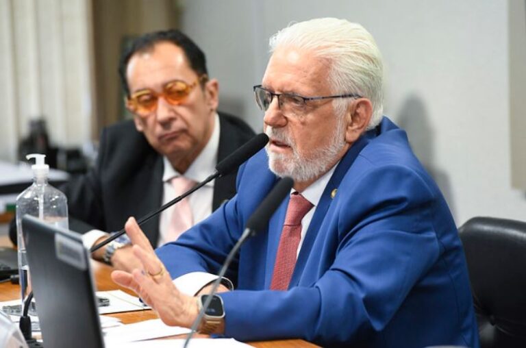 Senado avança com projeto que manda para a reserva militar das Forças Armadas que se candidatar