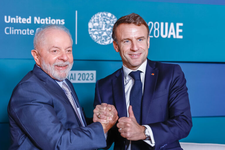 Macron é contra acordo ‘União Europeia x Mercosul’ e diz que proposta é “contraditória” ao que Lula prega
