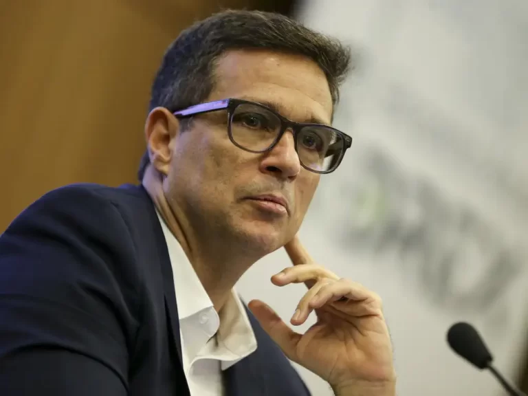 Campos Neto desabafa após nova alta da Selic