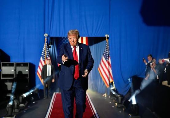 Trump vence batalha judicial estadual no Michigan sobre inelegibilidade