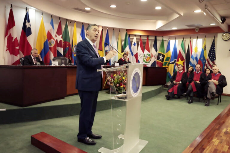 Na Costa Rica, Barroso volta a defender regulamentação de redes sociais e Inteligência Artificial