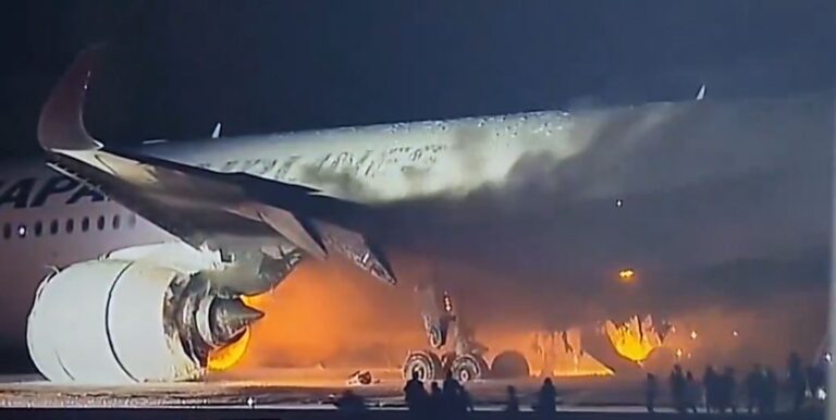 Cinco pessoas morrem após colisão entre aviões no Japão
