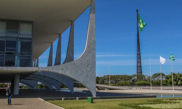 Mais um nome anuncia pré-candidatura à presidência