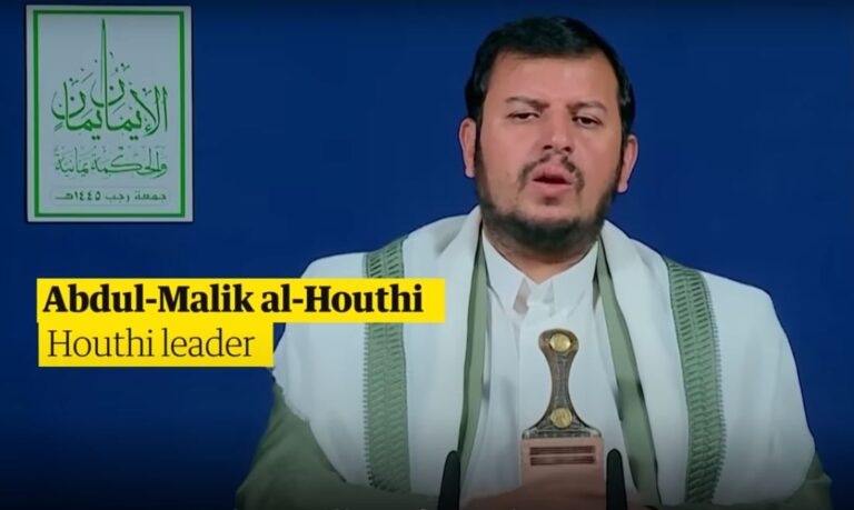 Líder Houthi chama Biden de ‘idoso com dificuldades de subir escada’