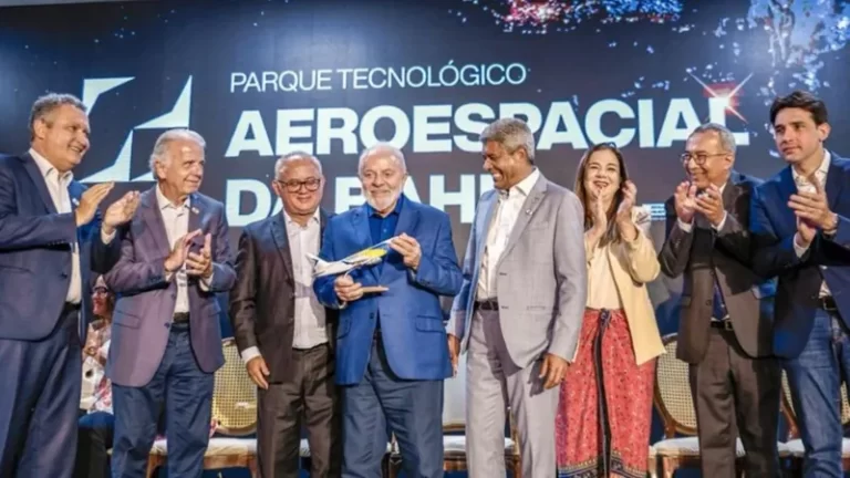Lula assina acordo para criação de ‘parque aeroespacial’ na Bahia